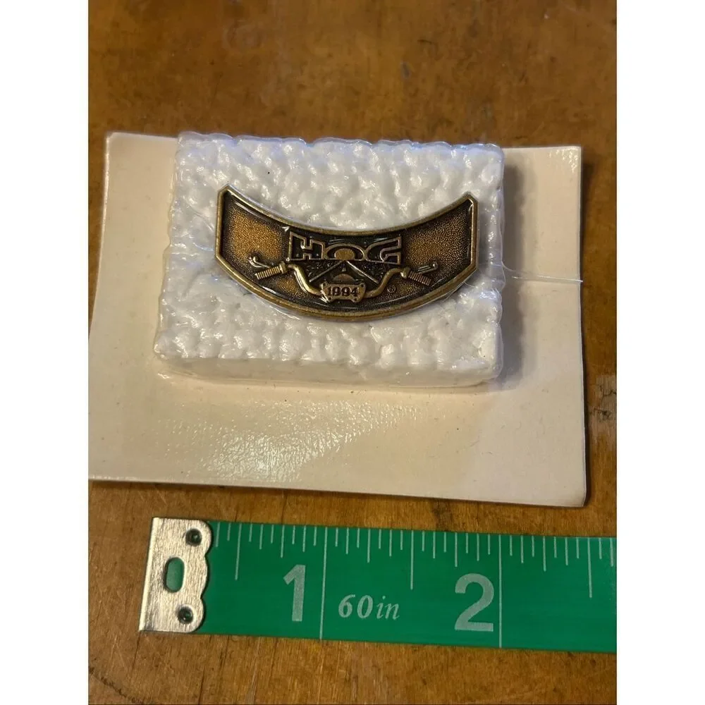 1994 Harley Davidson Owners Group Pin Vintage HOG Biker Club HD Motorcycle (5285